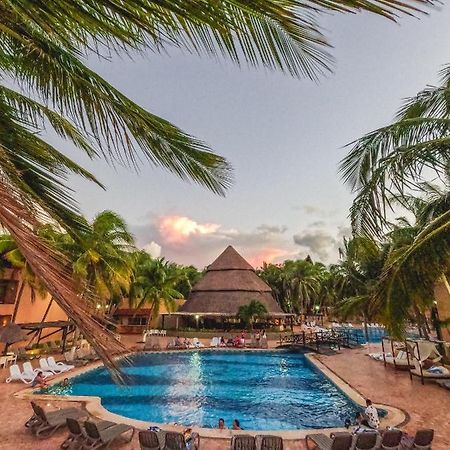 Reef Yucatán All Inclusive&Convention Center Mérida Esterno foto